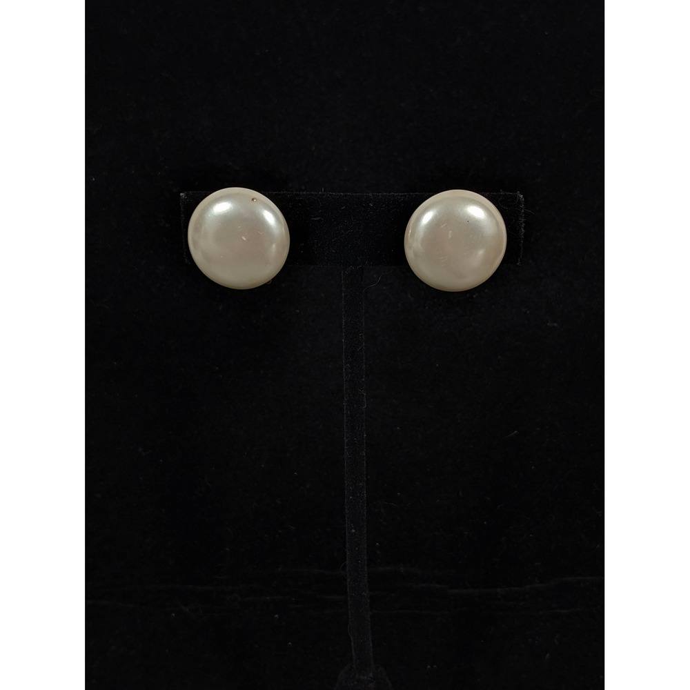 Vintage Marvella Faux Pearl Stud Earrings Gold Tone Screw Back